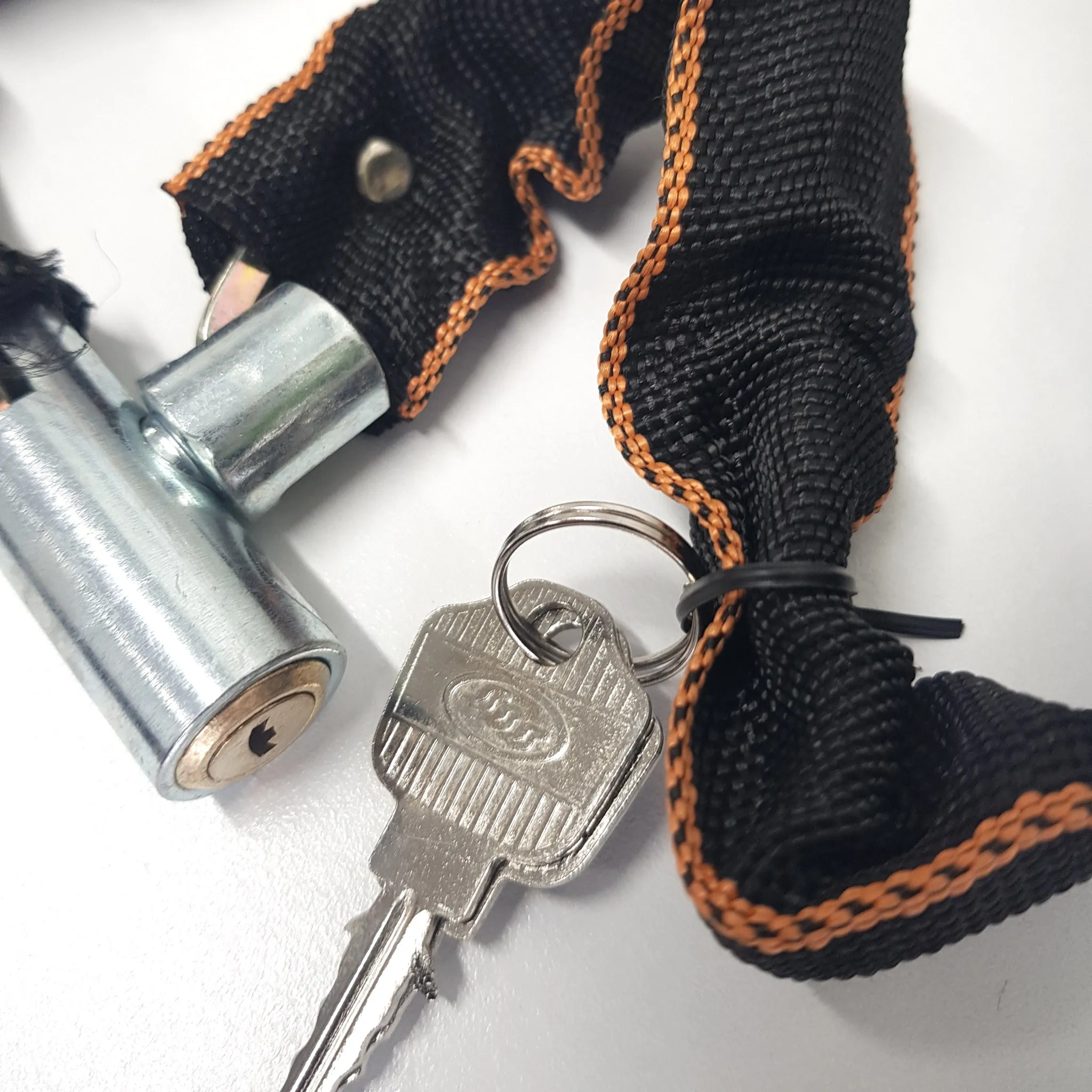 Cycle Key Locking Chain with Soft Cover