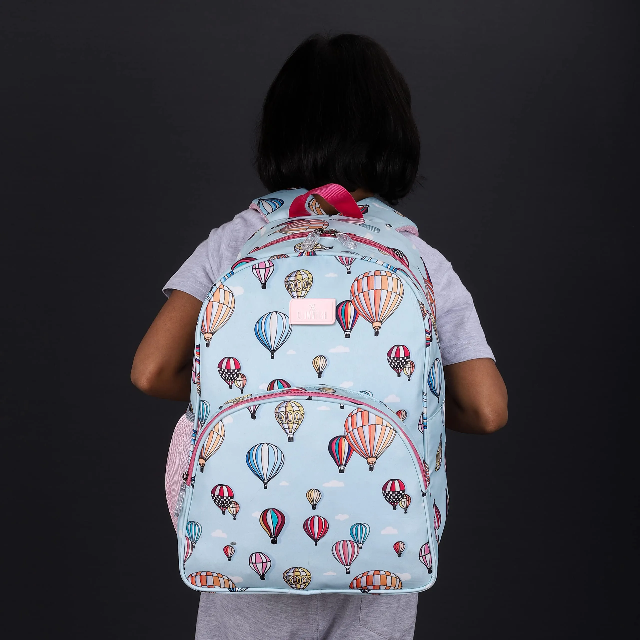 THE CLOWNFISH Cosmic Critters Series Printed Polyester 15 Litres Kids Standard School Bag With Free Pencil Staionery Pouch Daypack Picnic Bag For Tiny Tots Of Age 5-7 Yrs (Sky Blue) (Medium Size)